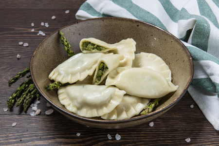 Pierogi ze SZPARAGAMI (400 g)