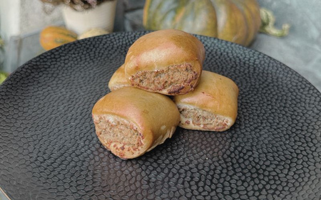 Paszteciki drożdżowe z mięsem NOWA WERSJA (8 szt.)