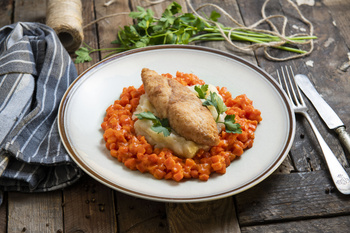 Kotlet de volaille z ziemniakami i marchewką (600g)