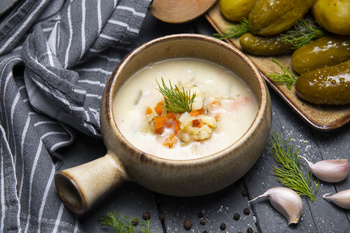 Zupa ogórkowa z koperkiem (słoik 0,9l)