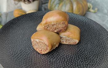 Paszteciki drożdżowe z mięsem NOWA WERSJA (8 szt.)