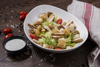 Sałatka z KURCZAKIEM (350g)