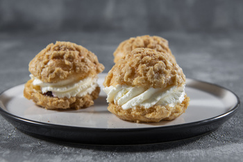 Ptysie malinowe mini (200g)